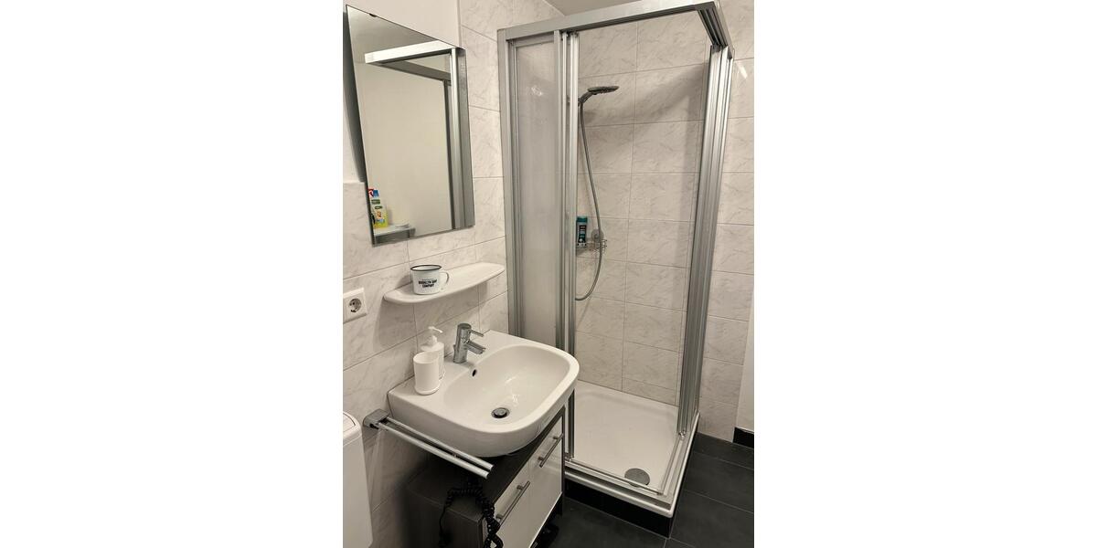 Etagenwohnung Gerlingen - 2 Zimmer, 1 m&sup2;, 980&euro; | Angebot:24373581