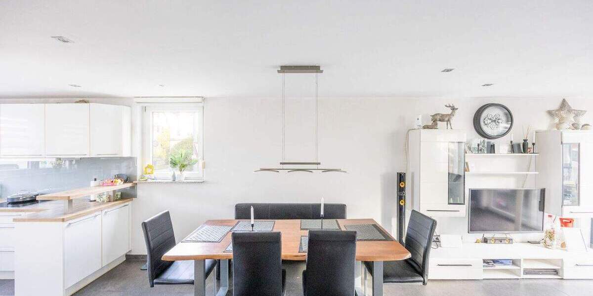 Doppelhaushälfte Ludwigsburg Poppenweiler - 4 Zimmer, 95 m&sup2;, 495.000&euro; | Angebot:24278207