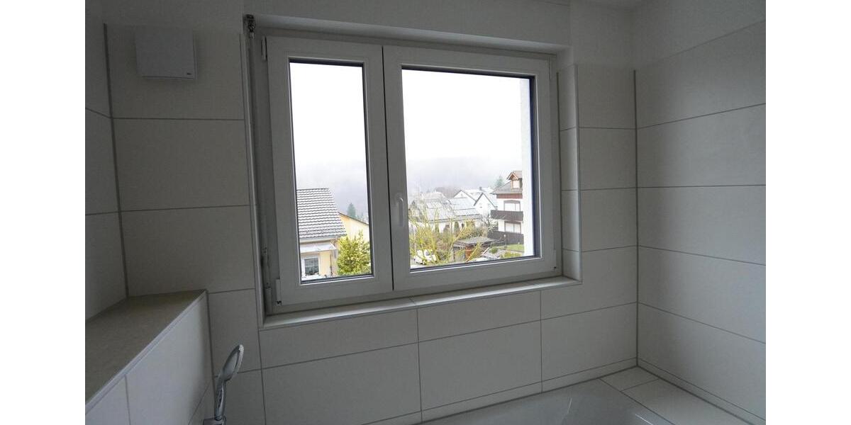 Reihenhaus Pforzheim Eutingen - 5 Zimmer, 132 m&sup2;, 1.499&euro; | Angebot:24747498