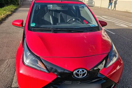 Toyota Aygo (X) 155.000 km 3.595 &euro; Esslingen 73732