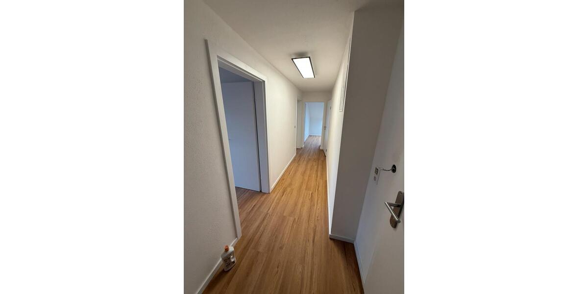 Dachgeschoßwohnung Stuttgart Stuttgart-Nord - 3 Zimmer, 75 m&sup2;, 1.350&euro; | Angebot:24714534