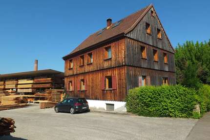 Wohnung Metzingen Hardtsiedlung Neuhausen - 4.5 Zimmer, 150 m&sup2;, 1.450&euro; | Angebot:26635636