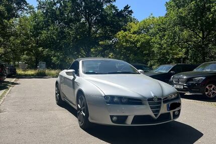 Alfa Romeo Spider 64.021 km 11.000 &euro; Altbach 73776