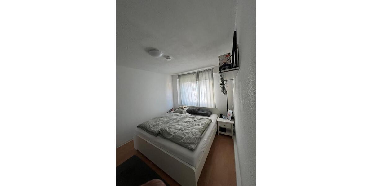 Dachgeschoßwohnung Pforzheim - 2 Zimmer, 53 m&sup2;, 630&euro; | Angebot:27611793