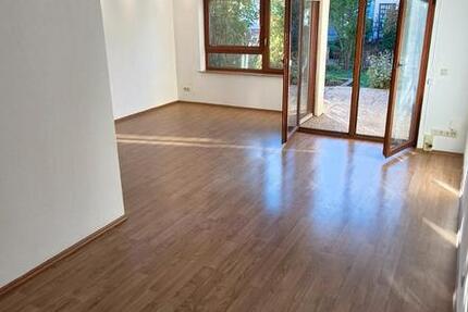 Haus Wendlingen am Neckar - 6.5 Zimmer, 135 m&sup2;, 1.550&euro; | Angebot:27617674