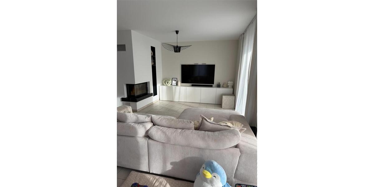 Doppelhaushälfte Pforzheim Büchenbronn - 4.5 Zimmer, 125 m&sup2;, 1.800&euro; | Angebot:23709145