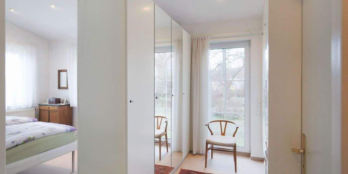 Einfamilienhaus Leonberg Ramtel - 6 Zimmer, 170 m&sup2;, 990.000&euro; | Angebot:24684442