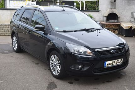 Ford Focus 143.899 km 3.299 &euro; Fellbach 70736