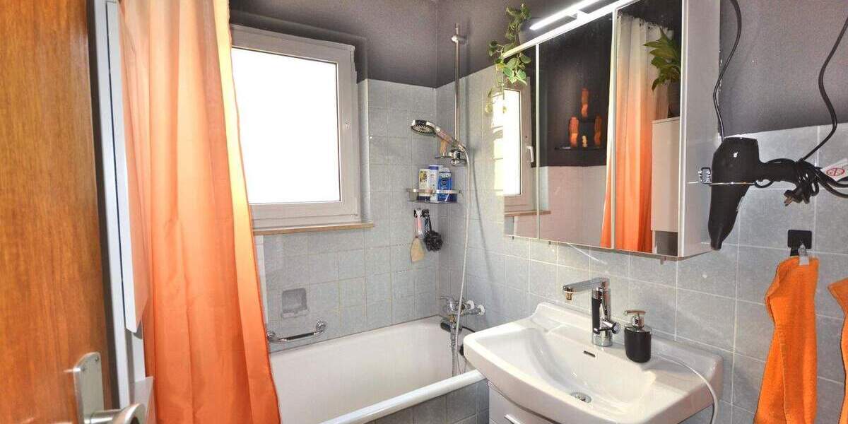 Etagenwohnung Freiberg Heutingsheim - 3 Zimmer, 70 m&sup2;, 239.000&euro; | Angebot:24543810