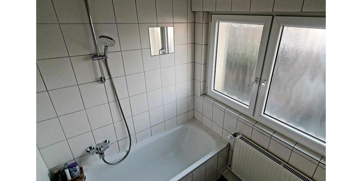 Etagenwohnung Ludwigsburg - 3 Zimmer, 104 m&sup2;, 1.350&euro; | Angebot:25939148