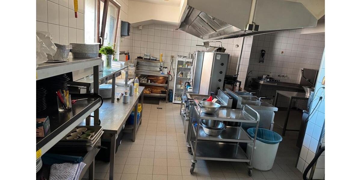 Gewerbeobjekt Herrenberg - 2.500&euro; | Angebot:25211103