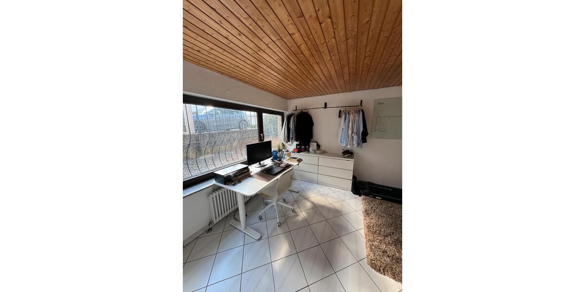 Etagenwohnung Böblingen Dagersheim - 3 Zimmer, 90 m&sup2;, 1.100&euro; | Angebot:27616387