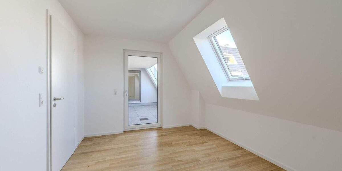 Etagenwohnung Stuttgart / Zuffenhausen Zuffenhausen - 4 Zimmer, 117 m&sup2;, 699.000&euro; | Angebot:25704192