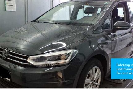 VW Touran 35.572 km 30.430 € Stuttgart-Wangen 70188