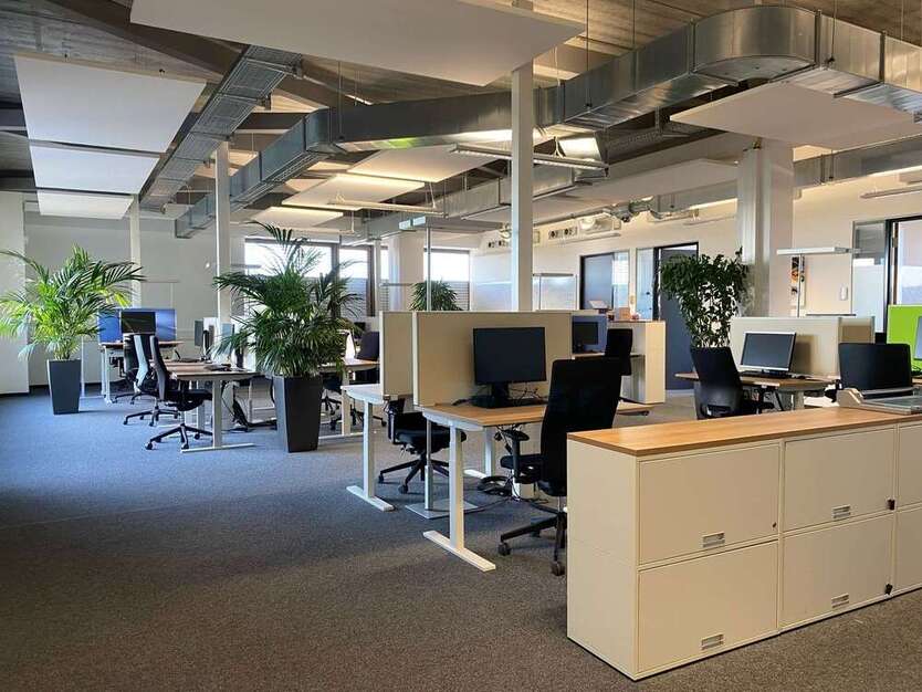 Büro in Bietigheim-Bissingen 7.770 € 707 m²