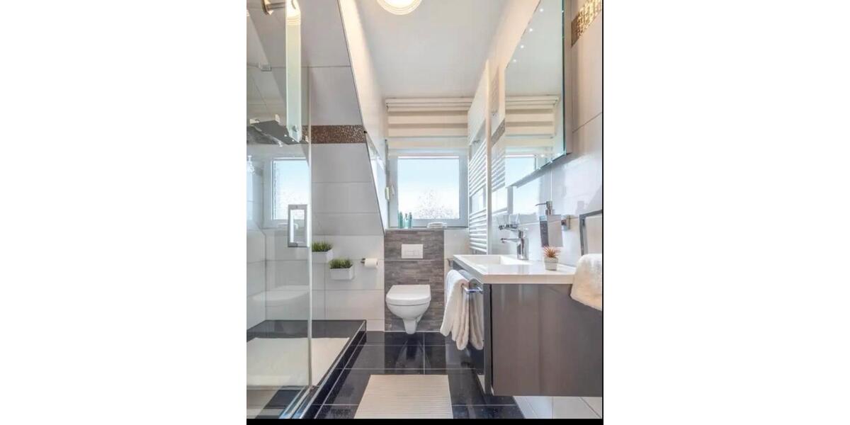 Reihenhaus Leonberg - 5 Zimmer, 132 m&sup2;, 698.000&euro; | Angebot:26817409