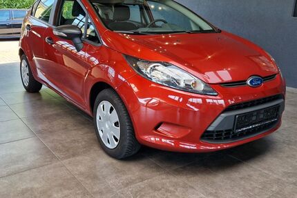 Ford Fiesta 49.000 km 3.999 &euro; Gäufelden 71126