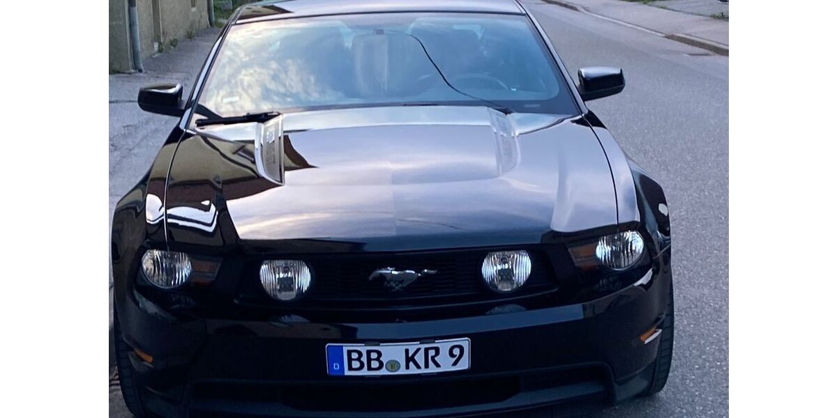 Ford Mustang 68.000 km 22.999 &euro; Weil der Stadt 71263