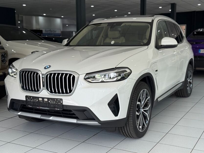 BMW X3 121.000 km 32.990 € Weil im Schönbuch 71093