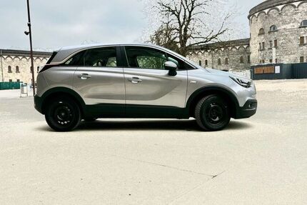 Opel Crossland (X)