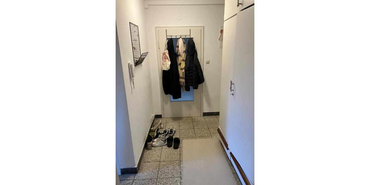 Etagenwohnung Stuttgart Lehen - 3 Zimmer, 76 m&sup2;, 1.000&euro; | Angebot:25942963