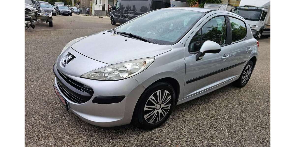 Peugeot 207 150.000 km 2.500 &euro; Stuttgart 70469