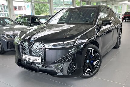 BMW iX 25.373 km 55.690 € Tübingen 72072