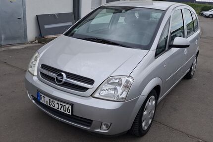 Opel Meriva 87.000 km 2.150 &euro; Stuttgart 70469