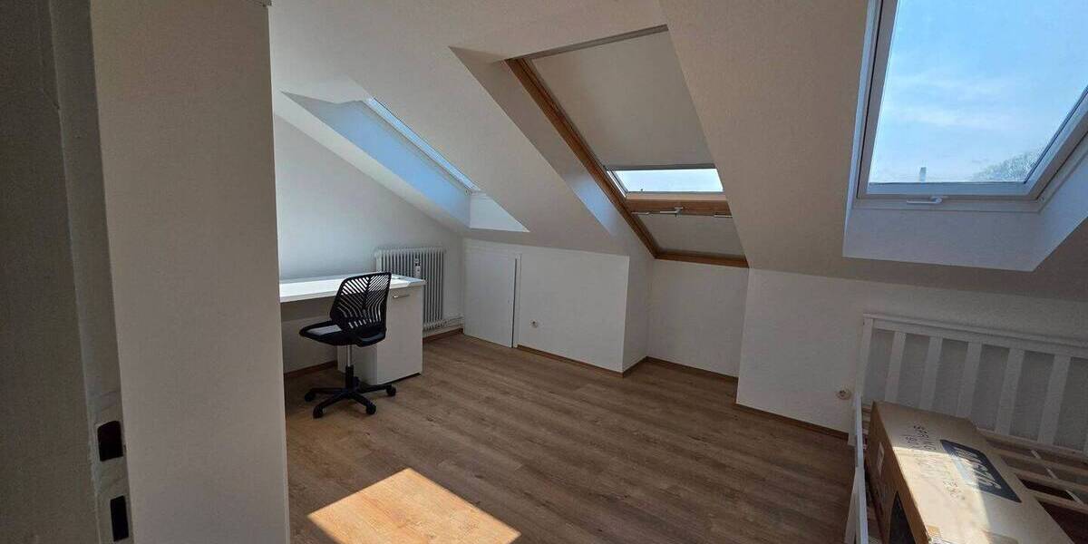 3-Zimmer-DG-Whg. mit Gartennutzung in Stgt.-Heumaden - Etagenwohnung Stuttgart Heumaden | Angebot:25972073