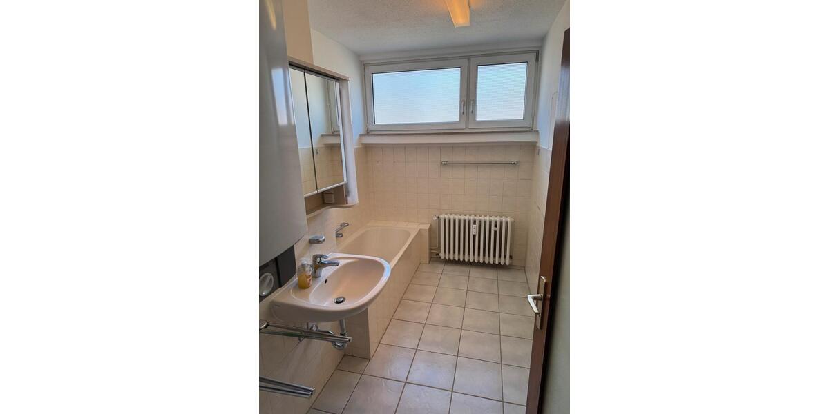 Etagenwohnung Esslingen am Neckar Oberesslingen - 3 Zimmer, 83 m&sup2;, 295.000&euro; | Angebot:26241458