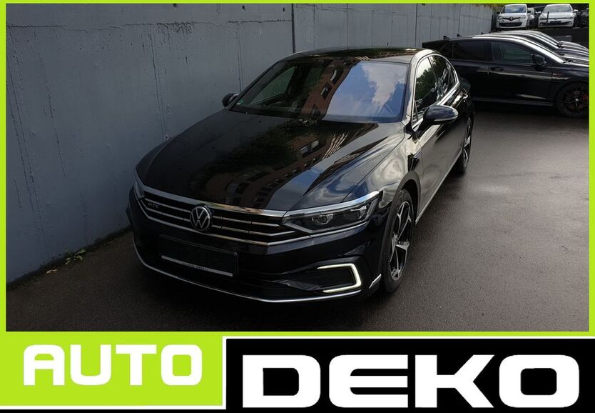 VW Passat 128.079 km 22.470 € Waiblingen 71332