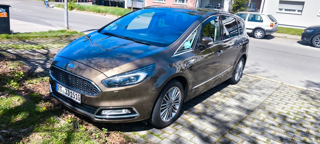 Ford S-Max 98.900 km 15.000 &euro; Metzingen 72555