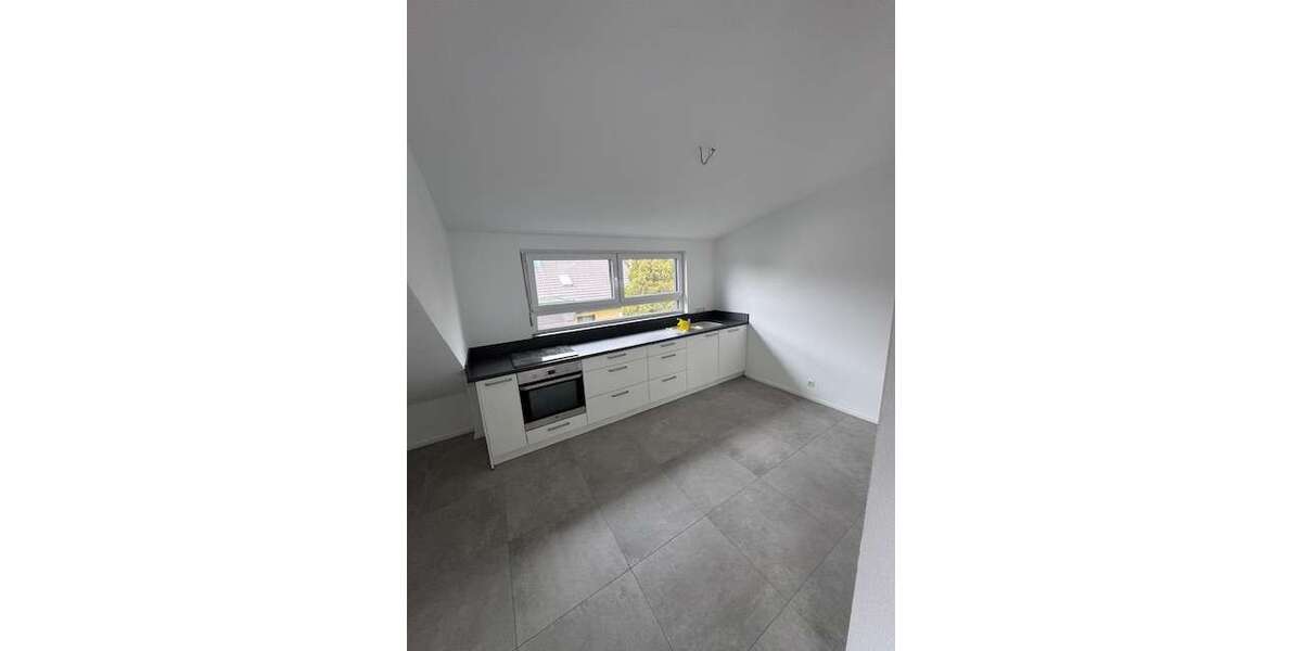 Etagenwohnung Bondorf - 3 Zimmer, 97 m&sup2;, 1.270&euro; | Angebot:27627582