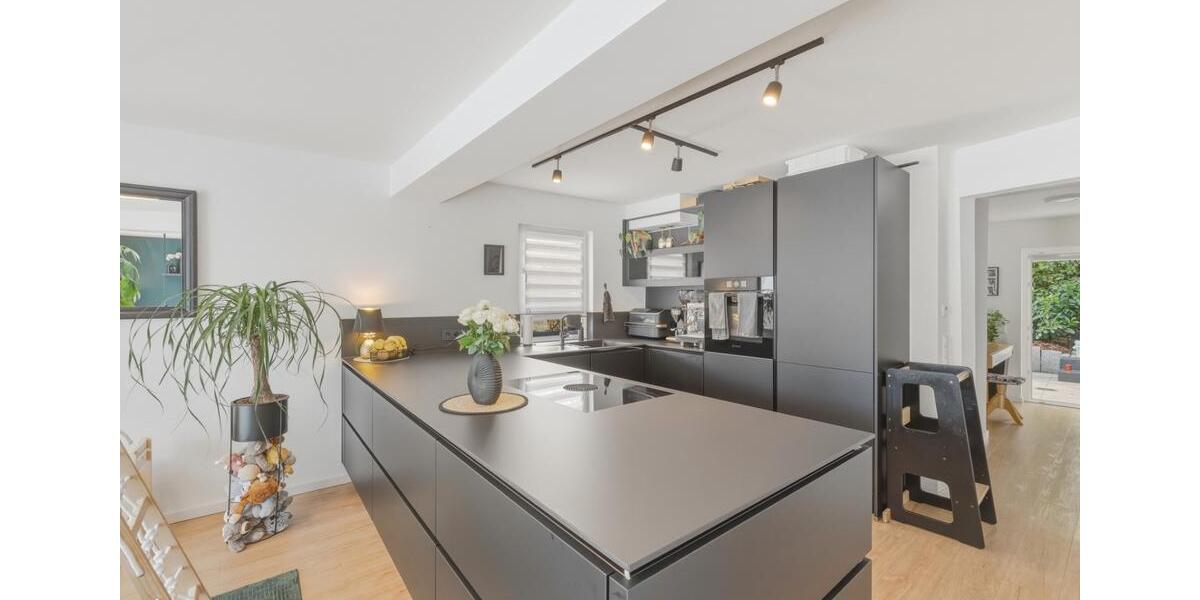 Doppelhaushälfte Stuttgart Hedelfingen - 6 Zimmer, 206 m&sup2;, 1.099.000&euro; | Angebot:26916782