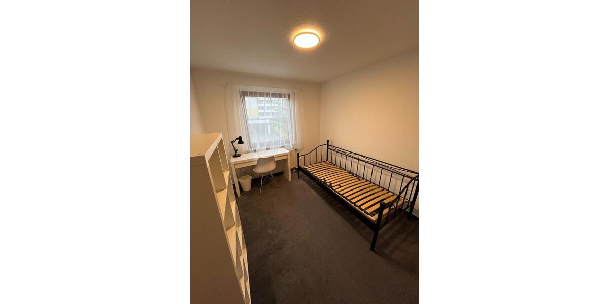 Etagenwohnung Sindelfingen Darmsheim - 3 Zimmer, 85 m&sup2;, 450&euro; | Angebot:24767522