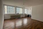 ***Wohnen in der Fußgängerzone*** 2 Zimmer, kl. Aufzug, 2. Etage!!