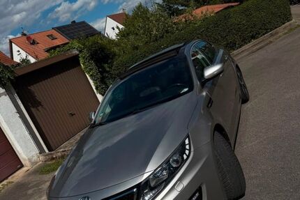 Kia Optima 129.000 km 10.500 &euro; Stuttgart 70469