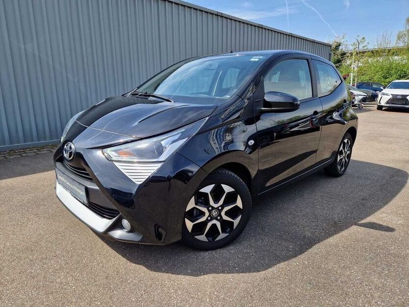 Aygo (X)