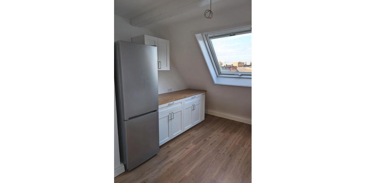 Dachgeschoßwohnung Ludwigsburg - 4 Zimmer, 97 m&sup2;, 1.315&euro; | Angebot:27608091