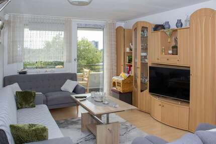 Wohnung zum Kaufen in Reutlingen 230.000 € 81 m² 3.5 zimmer