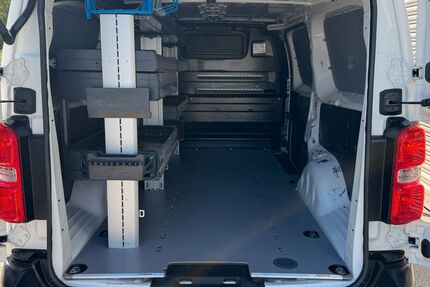 Opel Vivaro 120.709 km 16.400 &euro; Sindelfingen 71065