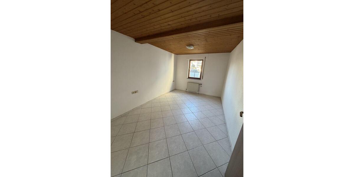 Einfamilienhaus Remseck am Neckar - 5.5 Zimmer, 120 m&sup2;, 395.000&euro; | Angebot:26013882