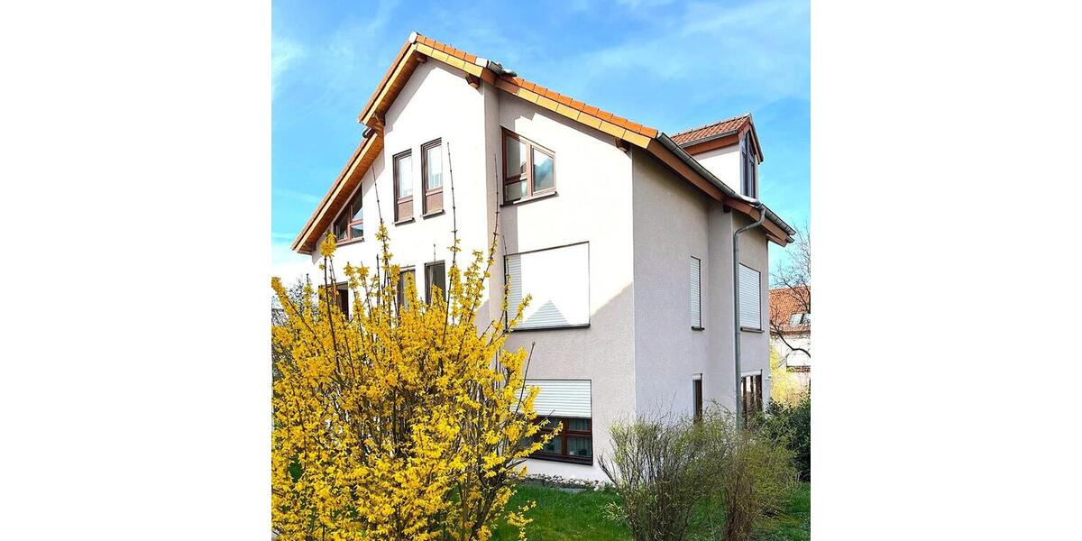 Dachgeschoßwohnung Reutlingen Reutlingen (Kernstadt) - 4.5 Zimmer, 86 m&sup2;, 320.000&euro; | Angebot:24314471