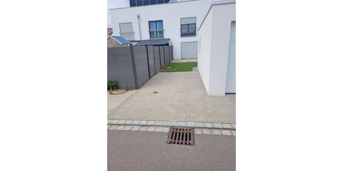 Etagenwohnung Kirchentellinsfurt - 4 Zimmer, 20 m&sup2;, 700&euro; | Angebot:24563638