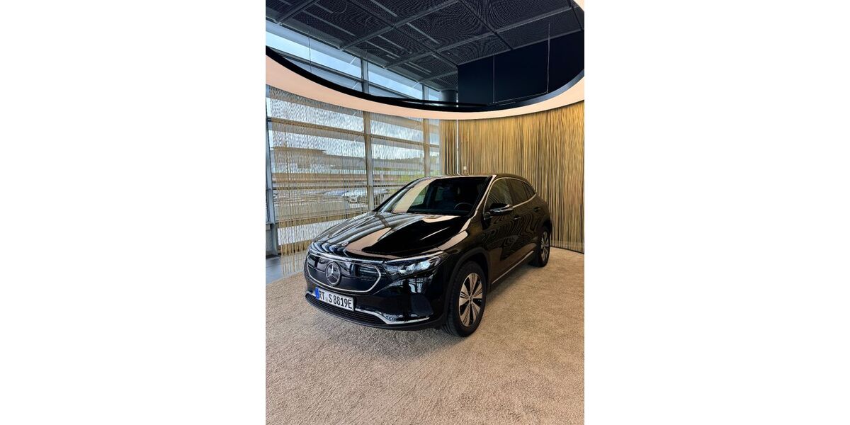 Mercedes-Benz EQA 20.400 km 31.500 &euro; Metzingen, Württemberg 72555