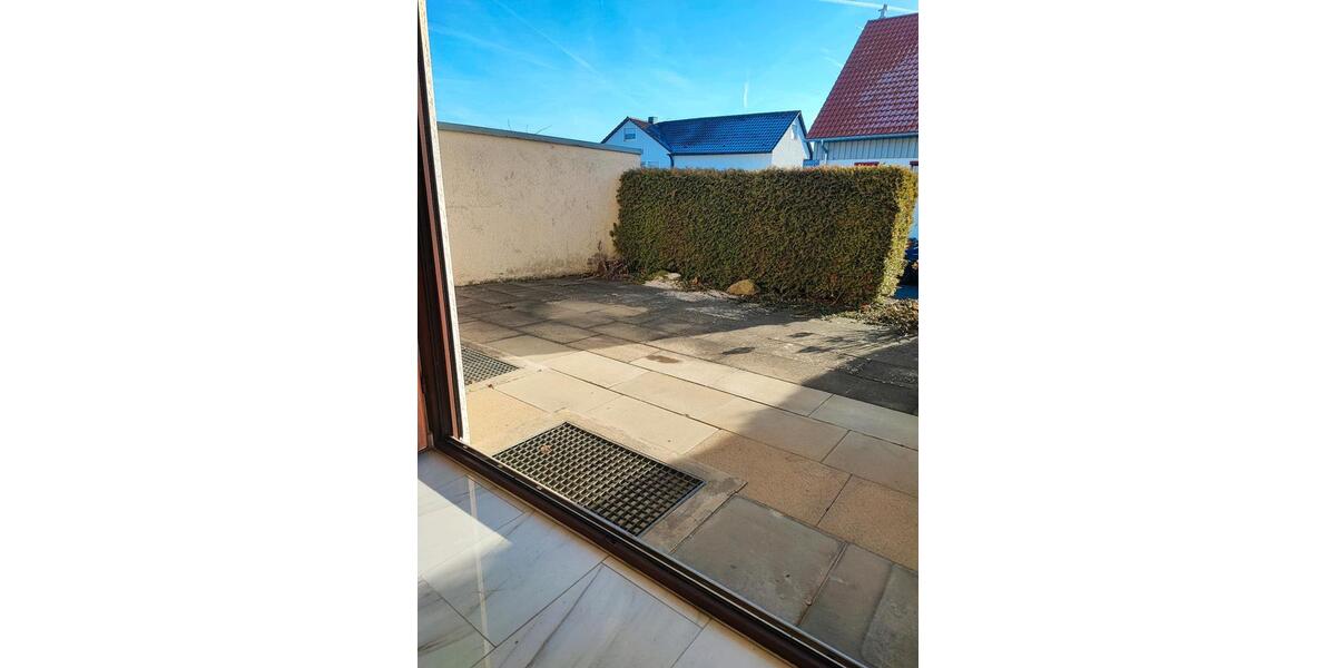 Doppelhaushälfte Leonberg - 6 Zimmer, 146 m&sup2;, 500.000&euro; | Angebot:27142346