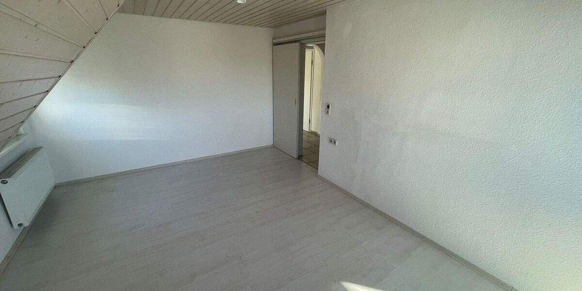 Etagenwohnung Korntal - 3 Zimmer, 75 m&sup2;, 265.000&euro; | Angebot:25748749