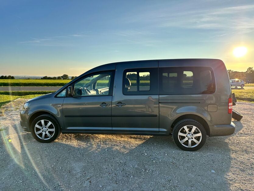 VW Caddy 222.122 km 3.250 € Ostfildern 73760