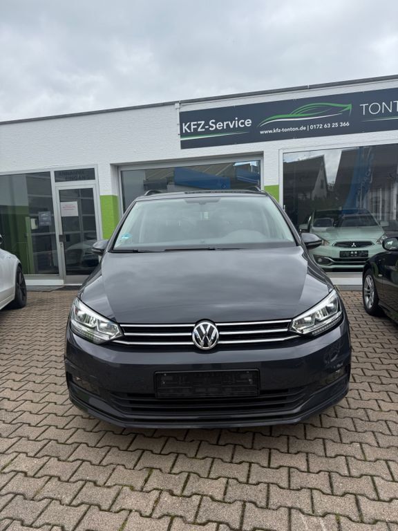 VW Touran 200.000 km 13.699 € Filderstadt 70794