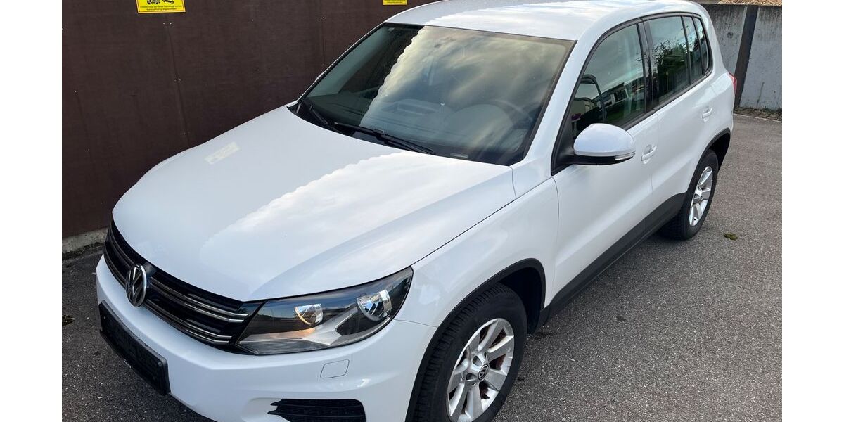 VW Tiguan 158.000 km 8.240 &euro; Weil der Stadt 71263